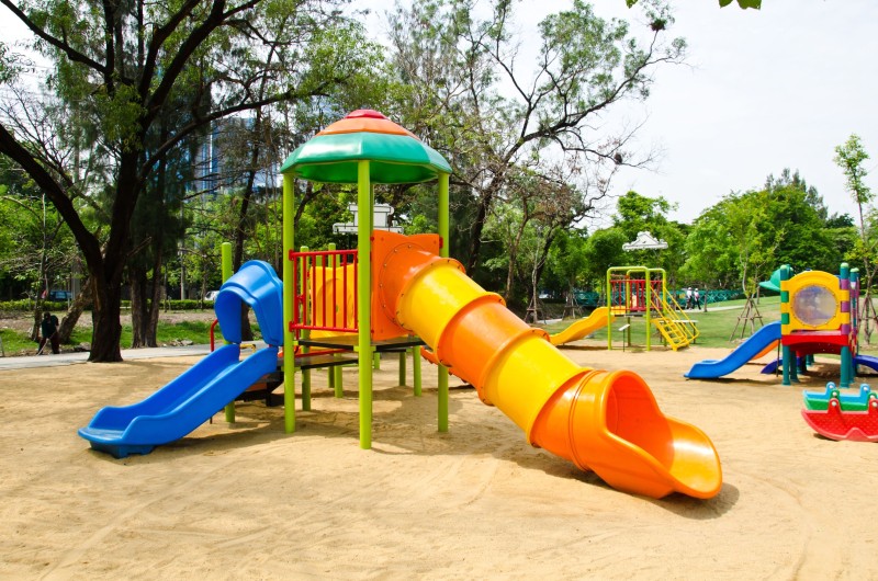 Family Fun in the Backyard: How to Find High-Quality Playground Equipment